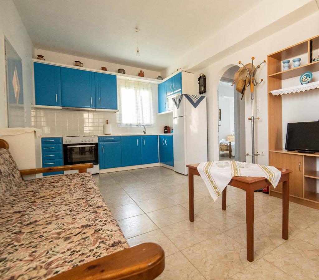 House By The Sea Villa คิทนอส ภายนอก รูปภาพ
